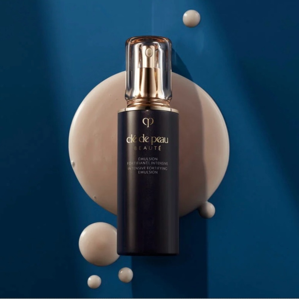 cle’ de peau Intensive Fortifying Emulsion